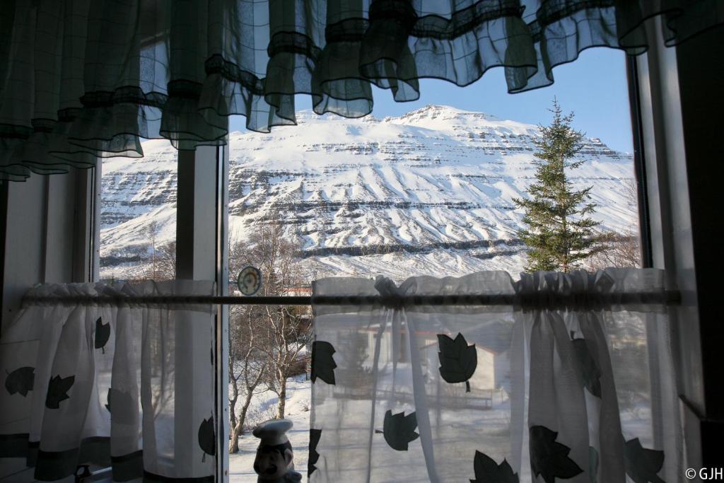 Apartment Tungata Seyðisfjörður Kamer foto